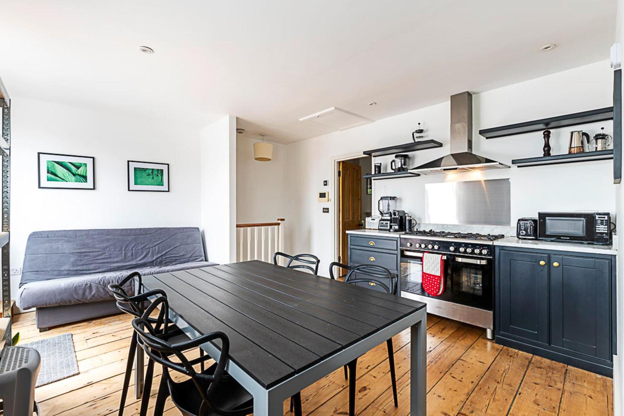 Stylish Chiswick With A Private Terrace Appartamento