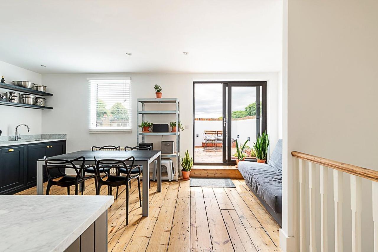 Stylish Chiswick With A Private Terrace Appartamento *